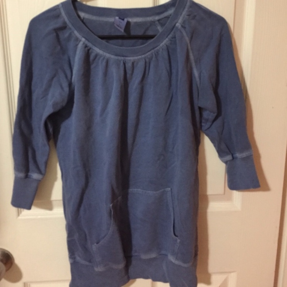 GAP Sweatshirt